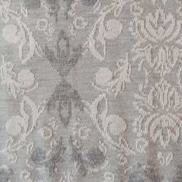 Soft, LightWeight Print Sweater - Picture 4 of 4